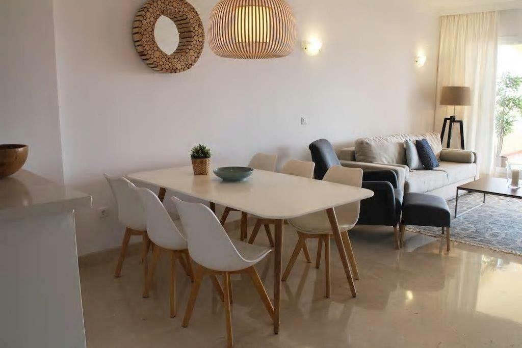Ref 12 Luxury Aparment With Views Daire Marbella Dış mekan fotoğraf